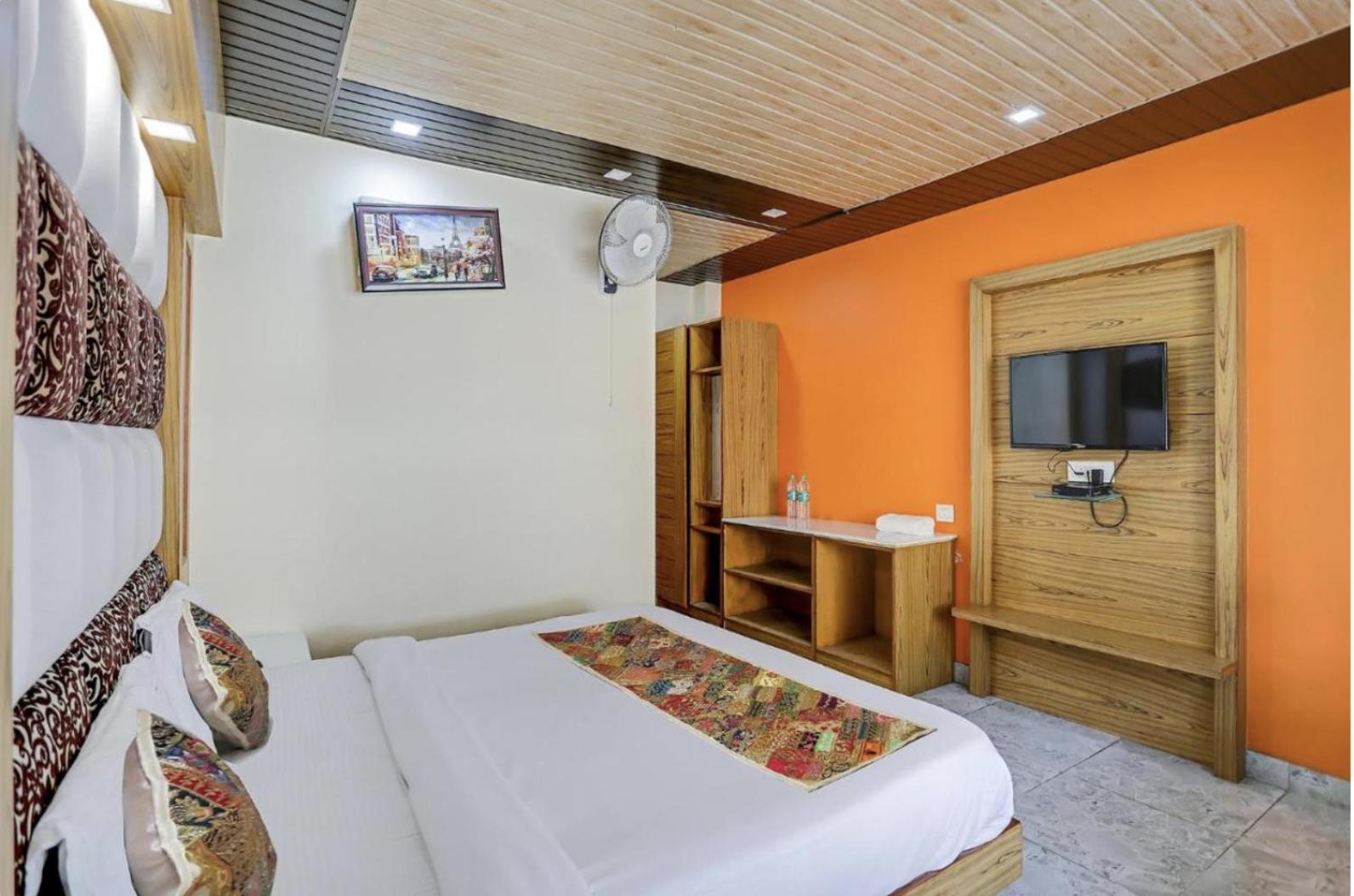 Hotel Woods View - Mall Road Mussoorie Εξωτερικό φωτογραφία